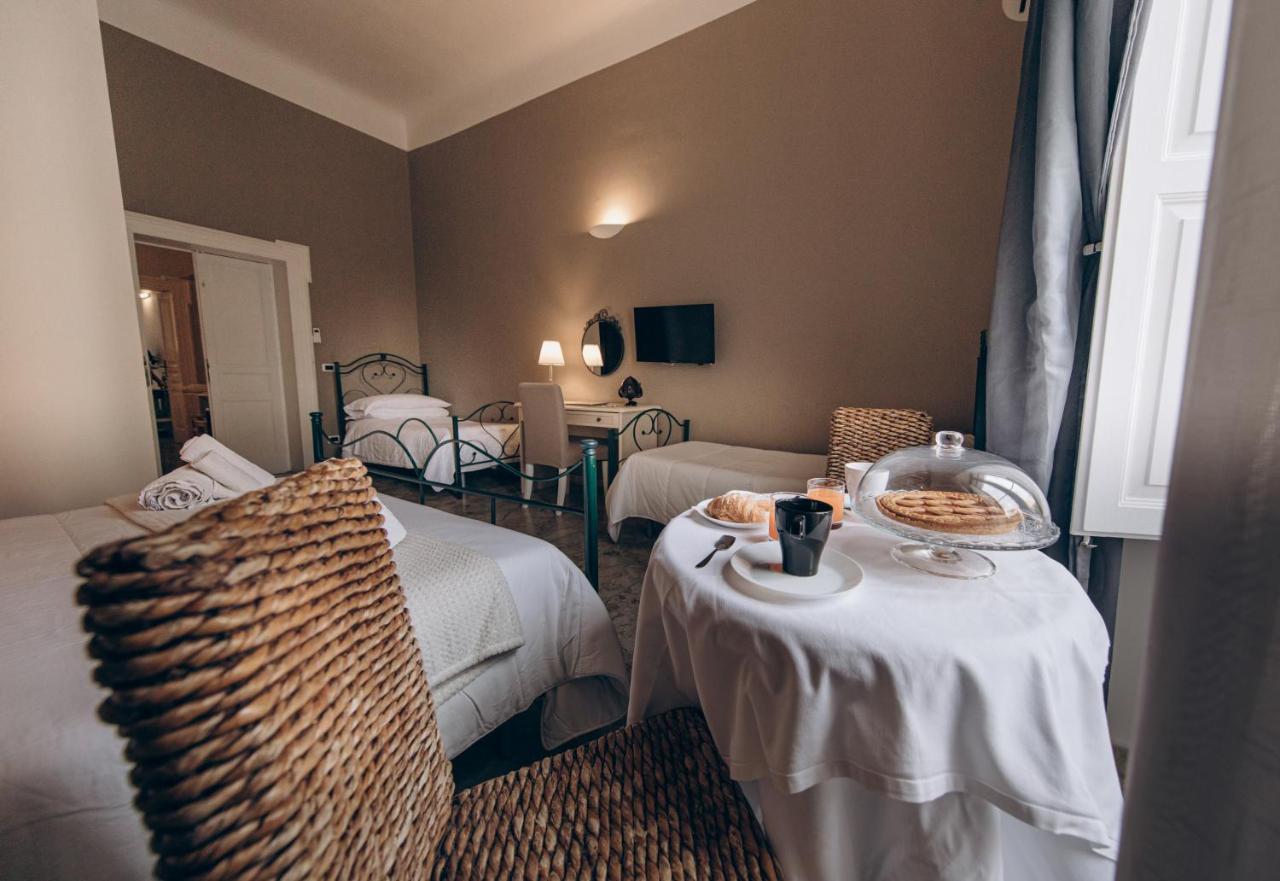 Bed And Breakfast Nonna Maria Taranto Ngoại thất bức ảnh